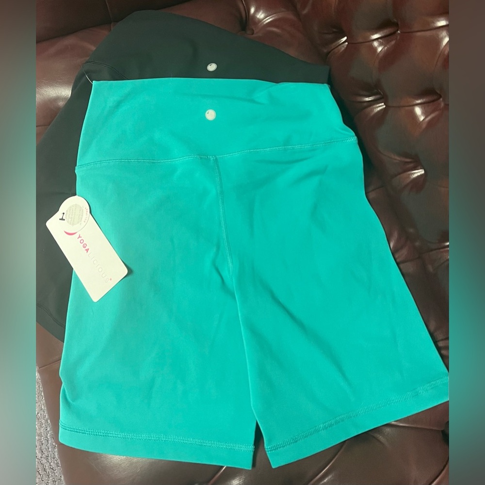 Yogalicious Eclipse Crossover 7” Short & Eclipse Everyday 7” Short-2 pairs